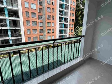 APTO 348 TORRE 6 PORTAL DE LA LOMA