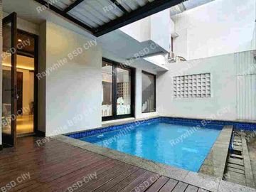 Rumah Bagus Dan Strategis di Pondok Pinang Jaksel Ada Pool