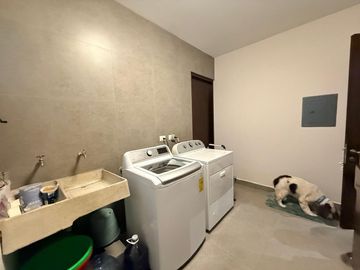 Hermosa Residencia EN VENTA 3R ZONA PALO BLANCO EN SAN PEDRO GARZA, N.L