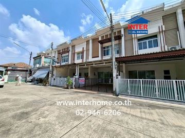 Two-story townhome, 17.7 sq.wah, Villa Chaophraya Village, near Wat Makham, Rangsit-Pathum Thani Road, Ban Klang Subdistrict, Mueang Pathum Thani, Pat