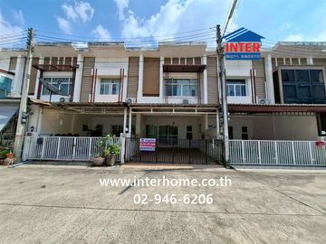 Two-story townhome, 17.7 sq.wah, Villa Chaophraya Village, near Wat Makham, Rangsit-Pathum Thani Road, Ban Klang Subdistrict, Mueang Pathum Thani, Pat