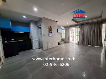 Two-story townhome, 17.7 sq.wah, Villa Chaophraya Village, near Wat Makham, Rangsit-Pathum Thani Road, Ban Klang Subdistrict, Mueang Pathum Thani, Pat
