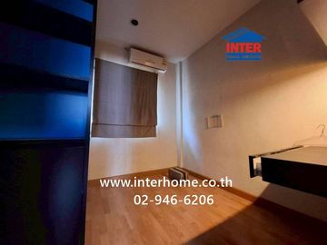 Two-story townhome, 17.7 sq.wah, Villa Chaophraya Village, near Wat Makham, Rangsit-Pathum Thani Road, Ban Klang Subdistrict, Mueang Pathum Thani, Pat