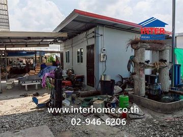 Single-story house + factory + workers' accommodation on a 286 sq.wah (approximately 1,114 sq.m) plot of land. Located near Khlong Sra School, Soi Wat