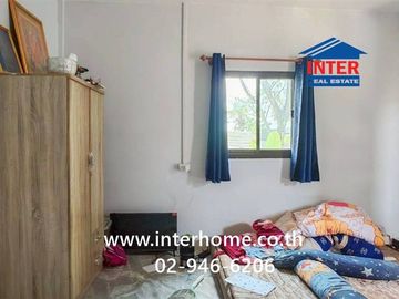 Single-story house + factory + workers' accommodation on a 286 sq.wah (approximately 1,114 sq.m) plot of land. Located near Khlong Sra School, Soi Wat