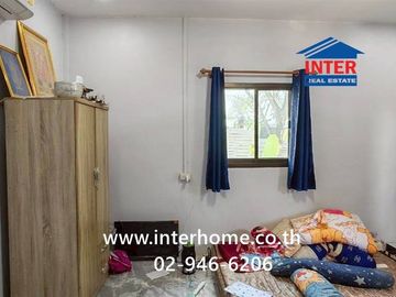 Single-story house + factory + workers' accommodation on a 286 sq.wah (approximately 1,114 sq.m) plot of land. Located near Khlong Sra School, Soi Wat