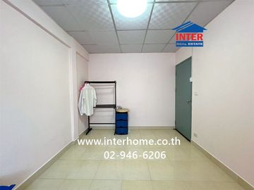 Two-story townhouse, 15 sq.wa., Baan Eua Arthorn Rangsit Khlong 7/1 (Soi 22), Baan Eua Arthorn 7/1 Community, Rangsit-Nakhon Nayok Road, Thanyaburi, P