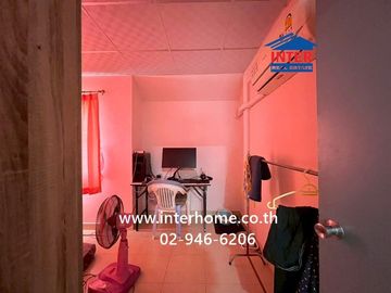 Two-story townhouse, 15 sq.wa., Baan Eua Arthorn Rangsit Khlong 7/1 (Soi 22), Baan Eua Arthorn 7/1 Community, Rangsit-Nakhon Nayok Road, Thanyaburi, P