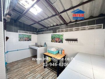 Two-story townhouse, 15 sq.wa., Baan Eua Arthorn Rangsit Khlong 7/1 (Soi 22), Baan Eua Arthorn 7/1 Community, Rangsit-Nakhon Nayok Road, Thanyaburi, P