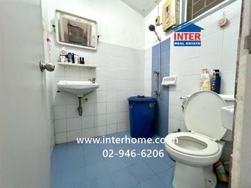 Two-story townhouse, 15 sq.wa., Baan Eua Arthorn Rangsit Khlong 7/1 (Soi 22), Baan Eua Arthorn 7/1 Community, Rangsit-Nakhon Nayok Road, Thanyaburi, P
