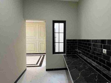 Rumah Baru Siap Huni Dekat Taman Merdeka