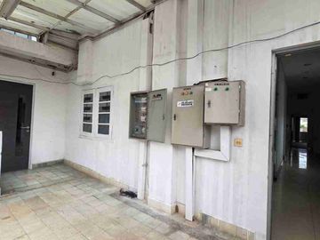 Ruang Usaha Ex Bank Tengah Kota Semarang di Gajah Mada Semarang Tengah