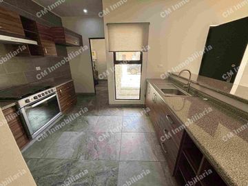 Casa AMPLIA en RENTA en Pozos ( sotavento ) semi nueva