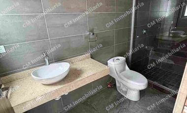 Casa AMPLIA en RENTA en Pozos ( sotavento ) semi nueva