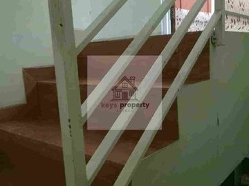 Dijual Rumah Second 2 Lt cibiru
