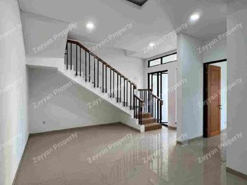 Rumah Hook Cantik Gading Pantai Kenjeran Surabaya