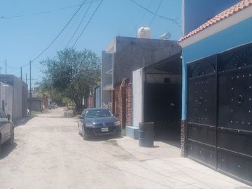 CASA EN RENTA EN UNIÓN DEL 4 TLAJOMULCO DE ZUÑIGA 	$ 11,500