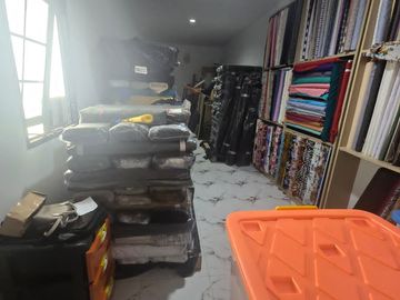 Dijual Rumah Mewah 2 Lantai Siap Huni di Komplek Gegerkalong Permai
