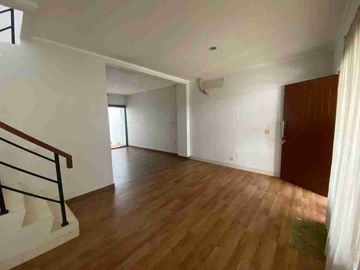 Rumah di Premiere Savana Vida Bekasi, Bantar Gebang, Siap Huni