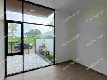 Setra Duta Rumah Siap Huni dekat Kampus dan Tol Pasteur di Sarijadi kota Bandung.