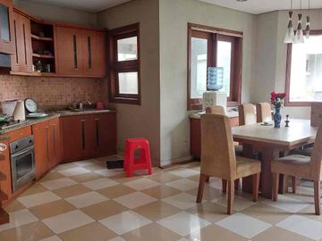 dijual rumah mewah di solo