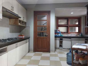 dijual rumah mewah di solo