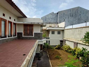 dijual rumah mewah di solo