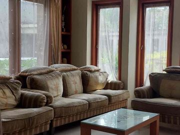 dijual rumah mewah di solo