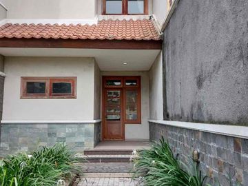 dijual rumah mewah di solo