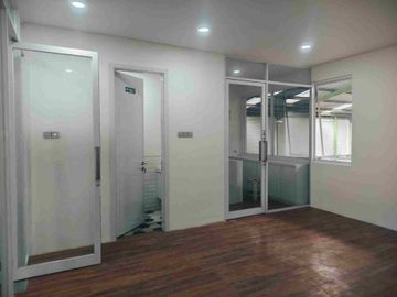 Gudang Tekno  BSD Lt 600 berikut kantor 2 Lantai