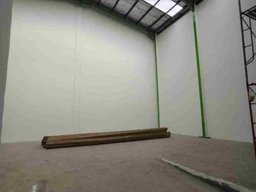 Gudang Tekno  BSD Lt 600 berikut kantor 2 Lantai