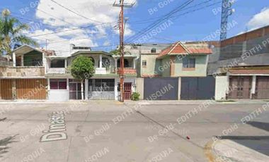 Casa en venta, Adjudicada, Real Providencia, León Guanajuato, México.