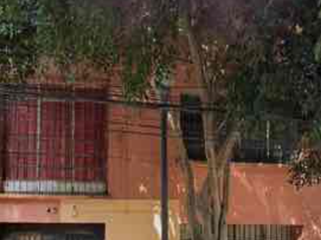 Casa en excelentes condiciones en remate bancario