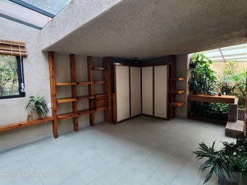 Casa en renta con amplio jardín | San Miguel Xicalco, Tlalpan | 1.100 m² de terreno
