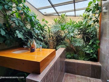 Casa en renta con amplio jardín | San Miguel Xicalco, Tlalpan | 1.100 m² de terreno