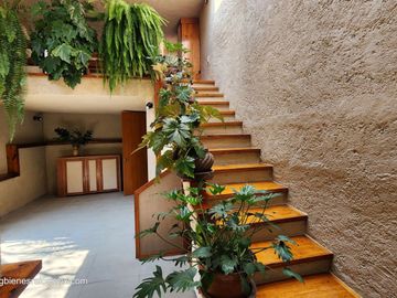Casa en renta con amplio jardín | San Miguel Xicalco, Tlalpan | 1.100 m² de terreno
