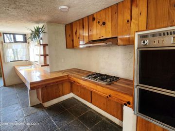 Casa en renta con amplio jardín | San Miguel Xicalco, Tlalpan | 1.100 m² de terreno