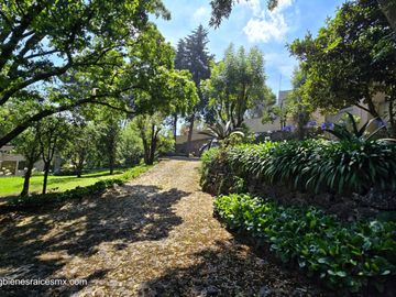 Casa en renta con amplio jardín | San Miguel Xicalco, Tlalpan | 1.100 m² de terreno