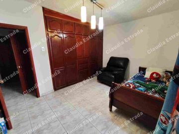 VENDO CASA PRADOS DEL NORTE