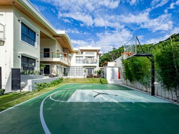 FOR SALE! 6 Bedrooms in 36B 4A Tolentino Road, Tagaytay City