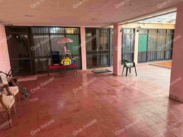 CASA EN VENTA EN ECHEGARAY MUY CERCA DEL HOSPITAL DE TRAUMATOLOGÍA