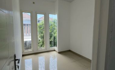 Dijual Rumah 2 Lantai Modern Minimalis lokasi di Green Semanggi Mangrov