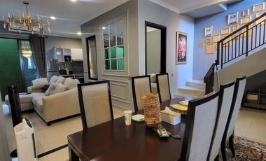 Jual Rumah Tusuk Sate Style 2 Lantai Lokasi Strategis Di The Eminent BSD Dekat Akses Mall AEON Dan KRL Serpong