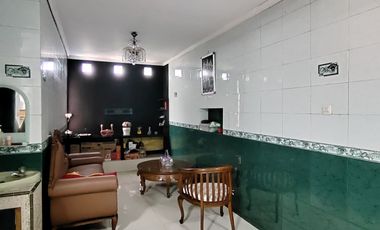 Jual Rumah 2,5 Lantai Lokasi Strategis Di Griya Loka Dekat Akses KRL Rawa Buntu dan Tol BSD