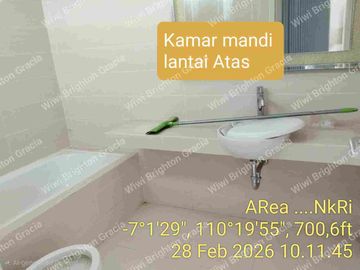 RUMAH HOOK HADAP TIMUR BSB CITY SEMARANG