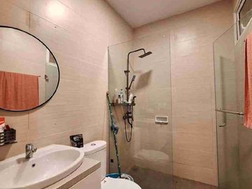 Dijual Rumah Mewah Orchard Park Batam Center