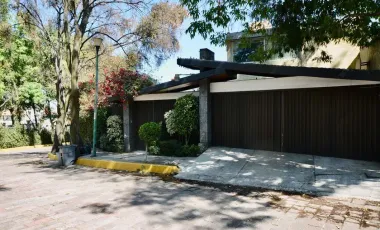 CASA DE RECUPERACIÓN BANCARIA EN VENTA EN FUENTES DEL PEDREGAL