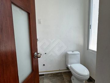CASA EN VENTA AL SUR DE CUERNAVACA. ESTRENA CASA CON ALBERCA Y JARDIN PRIVADO EN MORELOS