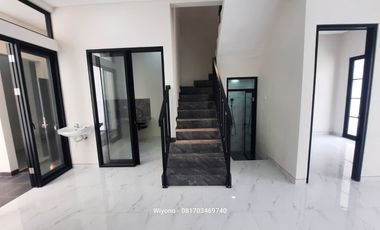 Rumah Pantai Mentari Depan Taman Baru Gres Siap Huni