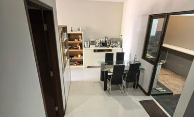 Rumah Pantai Mentari siap huni semi furnish dimensi 6x13 meter Bangunan 2 lantai ada 3 kamar tidur